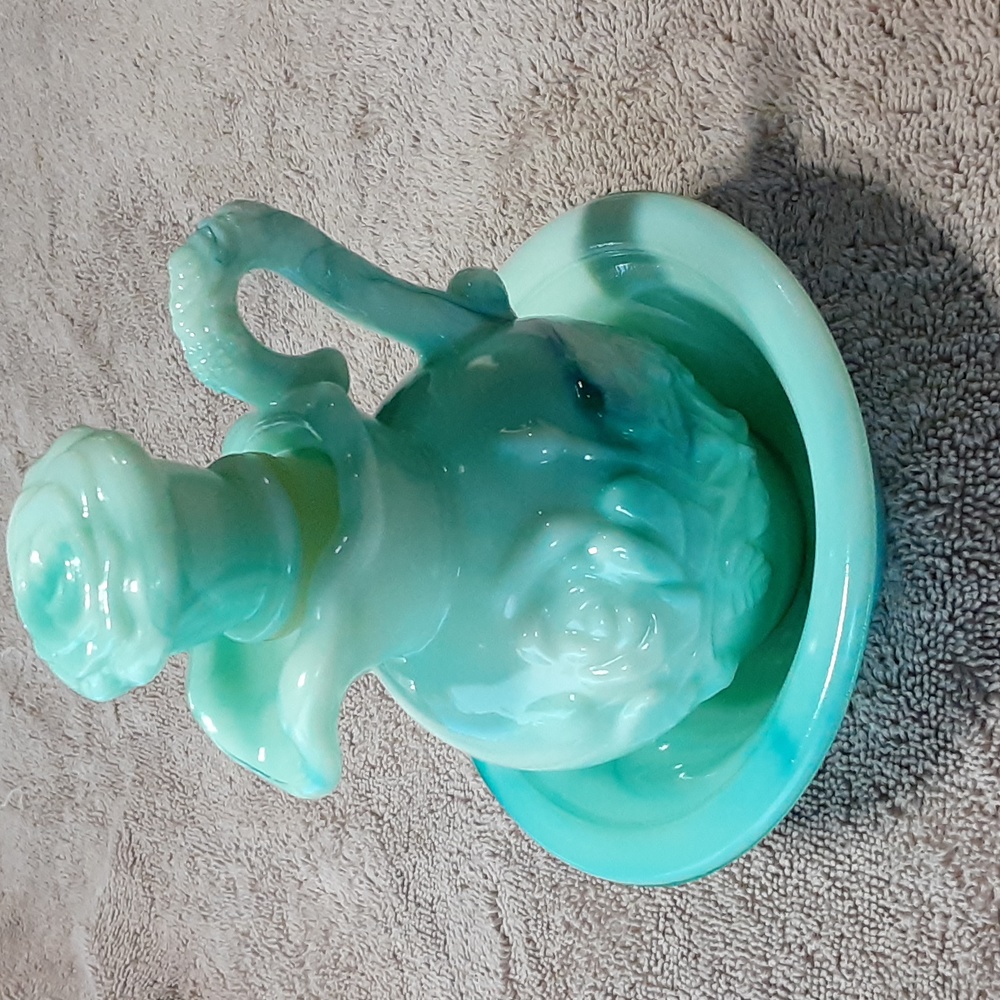 Avon bowl and pitcher